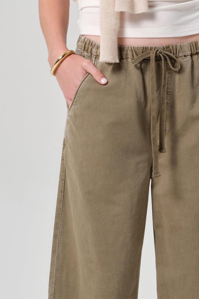 Citizens of Hummanity Aurora pull on pants bezal | Pipe and Row