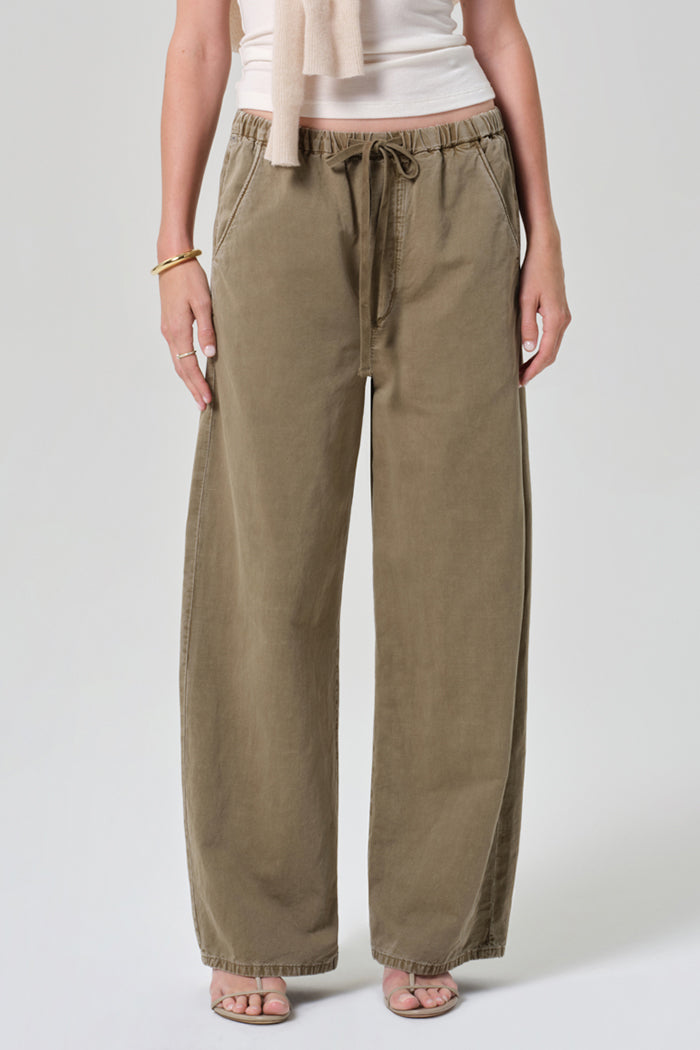 Citizens of Hummanity Aurora pull on pants bezal | Pipe and Row