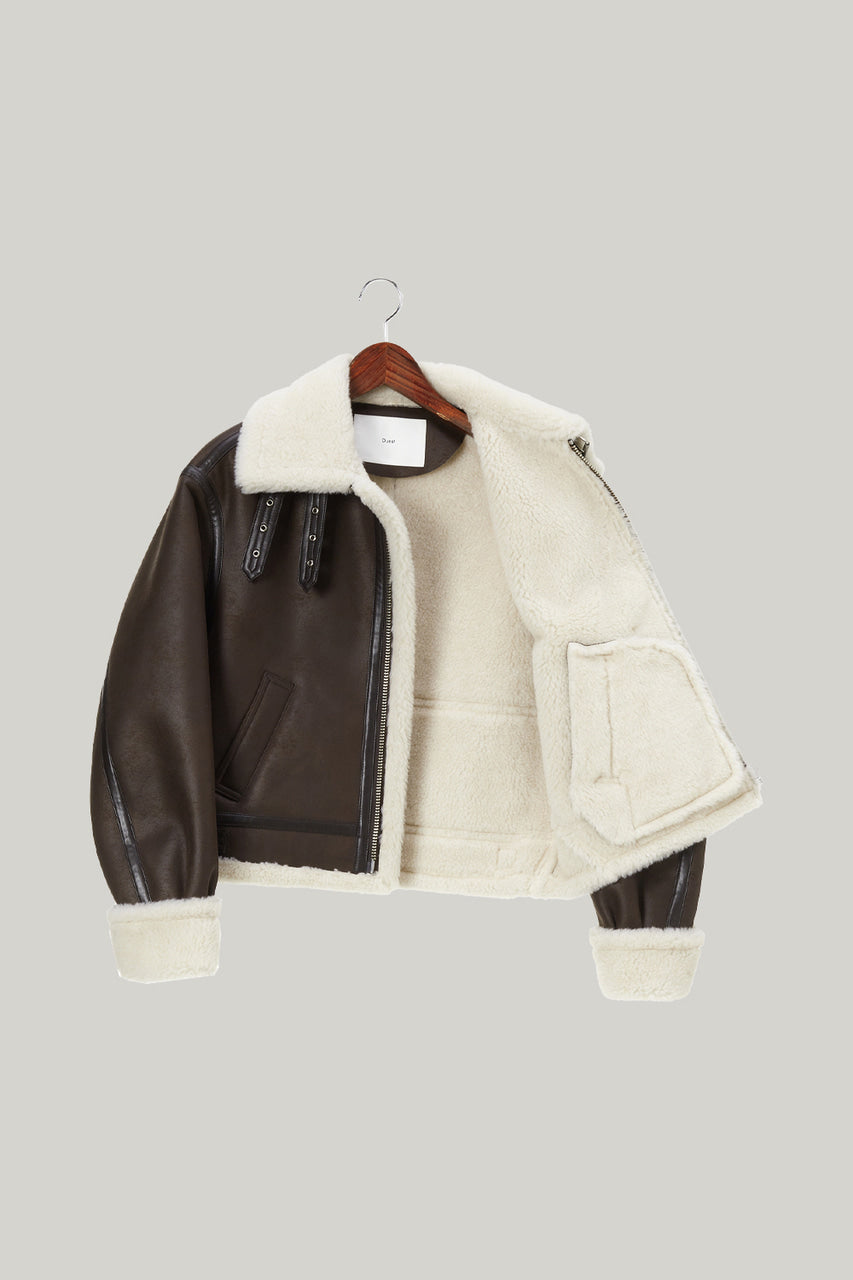 LOOSE FIT LINE SHEARLING JACKET