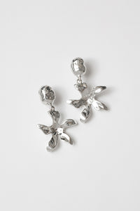 Wolf Circus Demi cut out flower post earrings silver | PIPE AND ROW Seattle