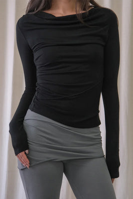 Geel draped long sleeve knit Drew top black | pipe and Row