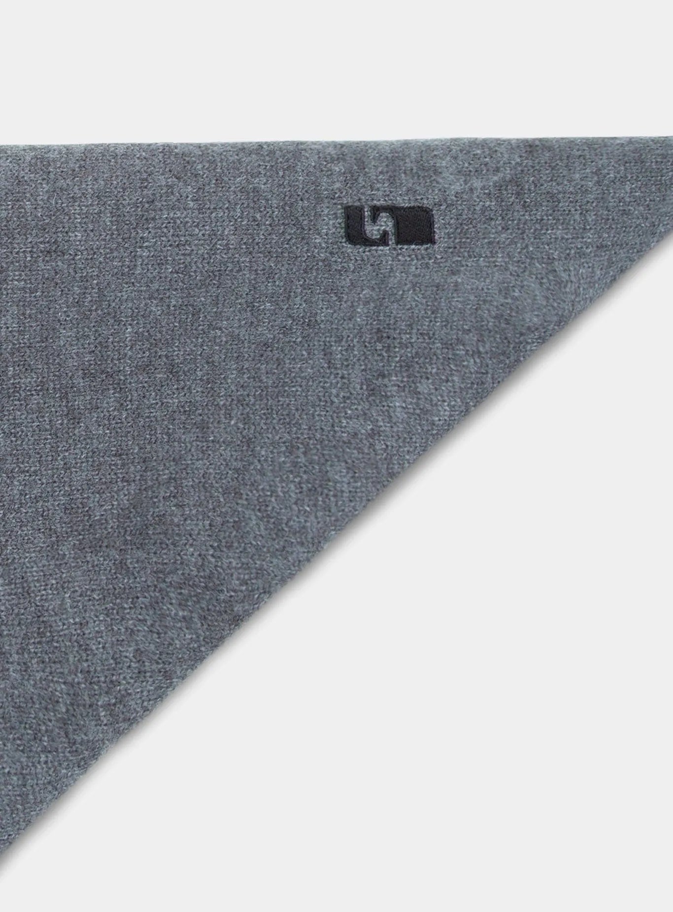 OSAKA GREY SCARF
