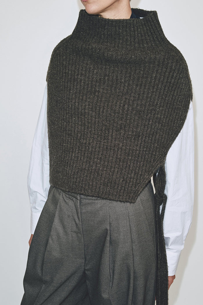 Mijeong Park ribbed neck warmer charcoal grey | Pipe and Row