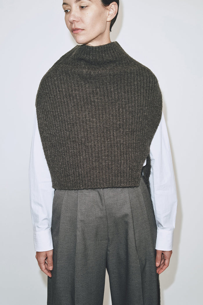 Mijeong Park ribbed neck warmer charcoal grey | Pipe and Row
