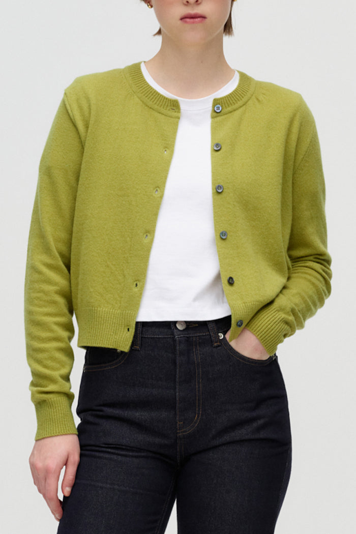 Dunst essential crewneck thin wool knit cardigan olive green | Pipe and Row