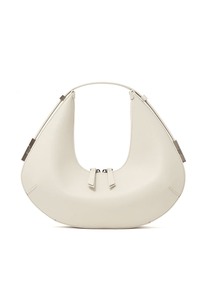 Osoi Toni hobo circle bag cream off-white leather | PIPE AND ROW SeattleOsoi Toni hobo circle bag cream off-white leather | PIPE AND ROW Seattle