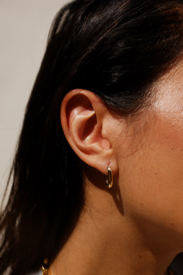 Gold rounded rectangular hinge hoop earrings | pipe and row boutique