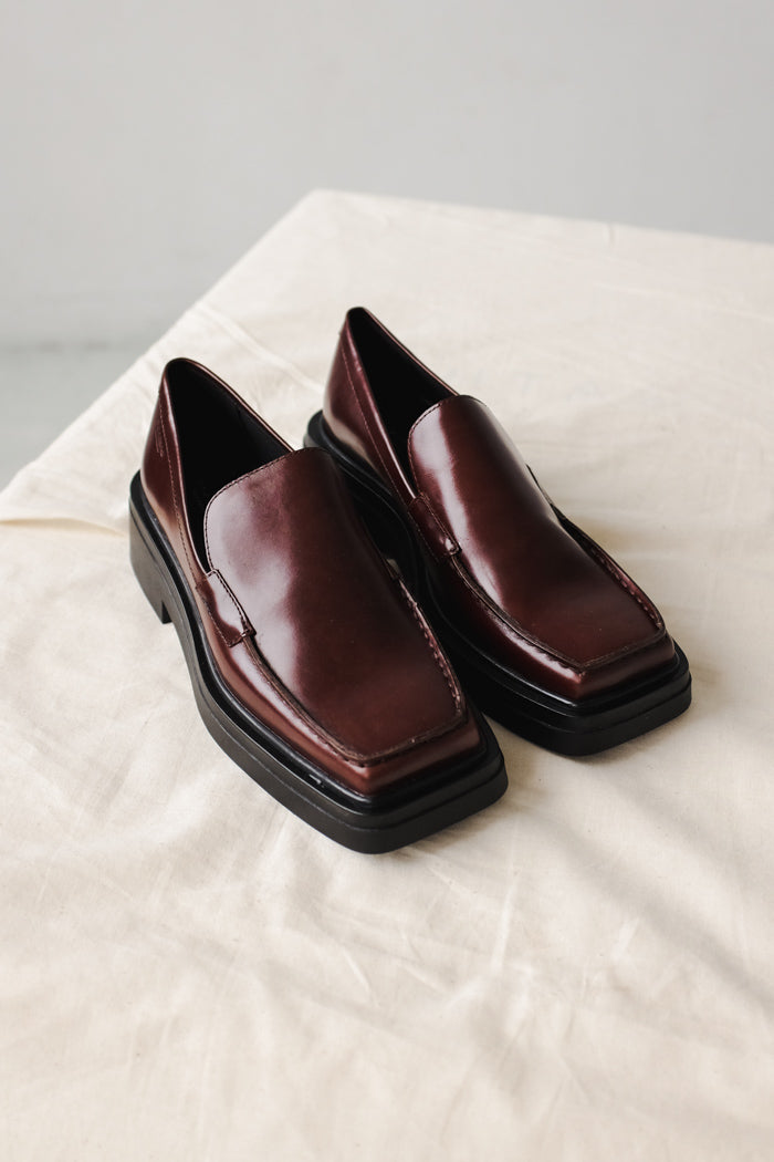 EYRA FLAT LOAFER