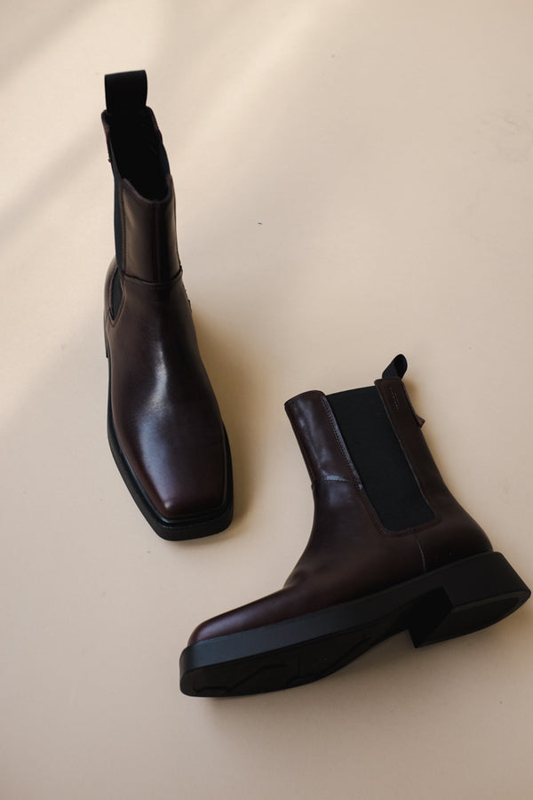 Goneryl operatør kredit Vagabond Jillian java dark brown leather square toed boots | pipe and row -  PIPE AND ROW