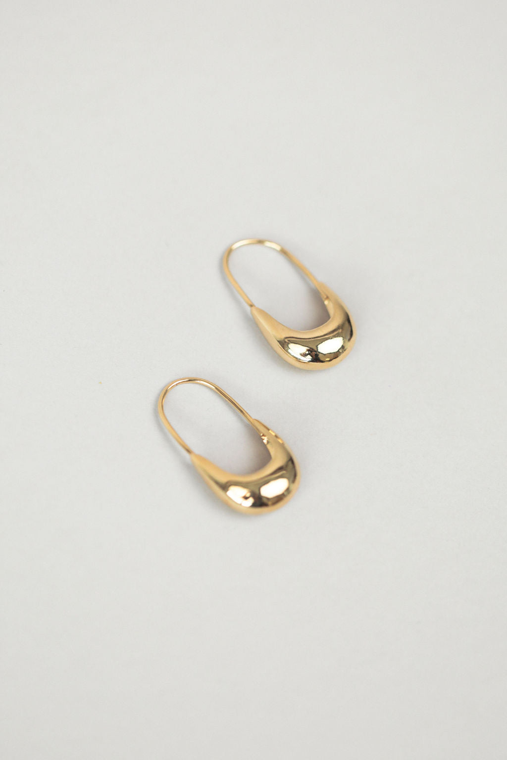 Wolf Circus Marta oval hoop earrings | PIPE AND ROW seattle boutique