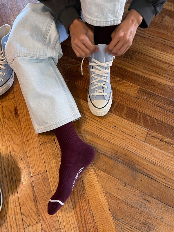 BOYFRIEND SOCKS MAROON