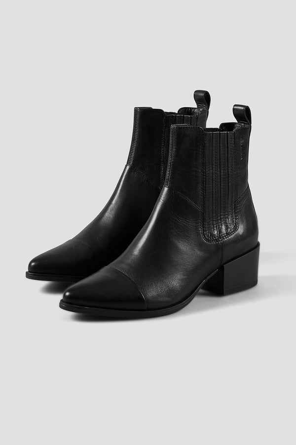 Vagabond black leather gored ankle | pipe and - AND ROW