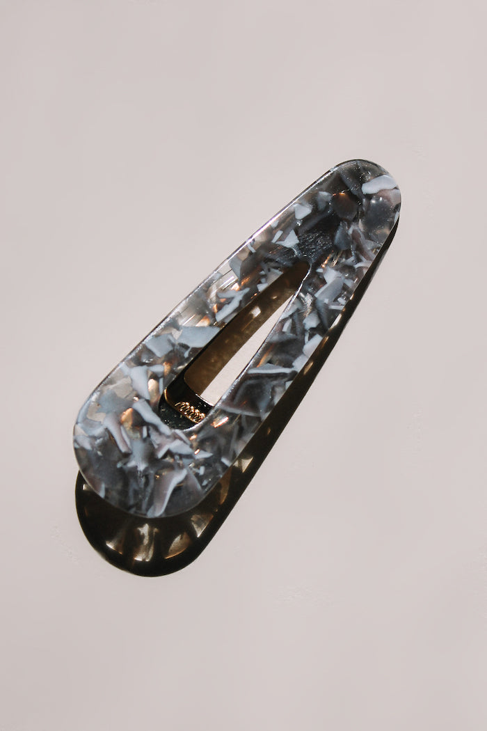 Resin teardrop cut out hair clip barrette grey tortoise | PIPE AND ROW