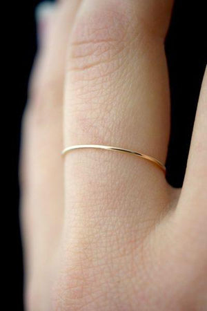 ULTRA THIN STACKING RING GOLD || pipe and row
