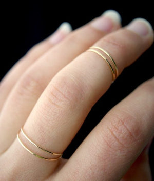 SMOOTH STACKING RINGS GOLD