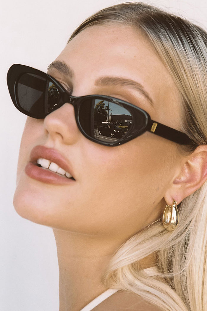Raie eyewear Bambi sunglasses black modern 90's | Pipe and row boutique