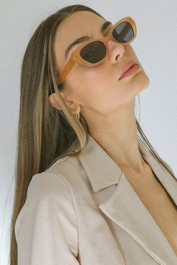 Raie eyewear Bambi sunglasses honey 90's | Pipe and row boutique 