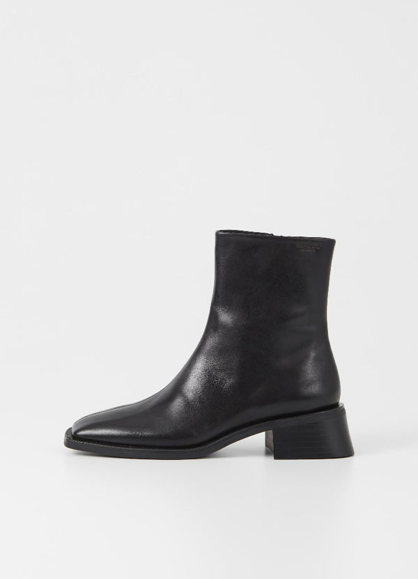 Vagabond Blanca square toe boots smooth black leather | Pipe and Row ...