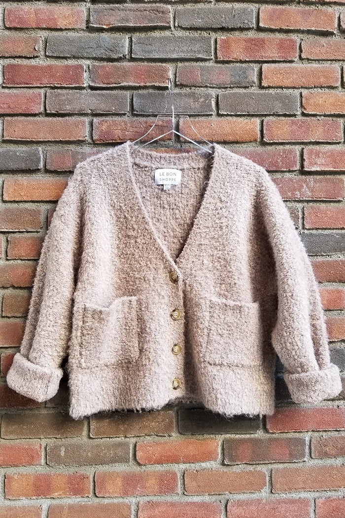 Le Bon Shoppe chaud chunky cardigan in mushroom brown | pipe and rowLe Bon Shoppe chaud chunky cardigan mushroom brown | pipe and row boutique