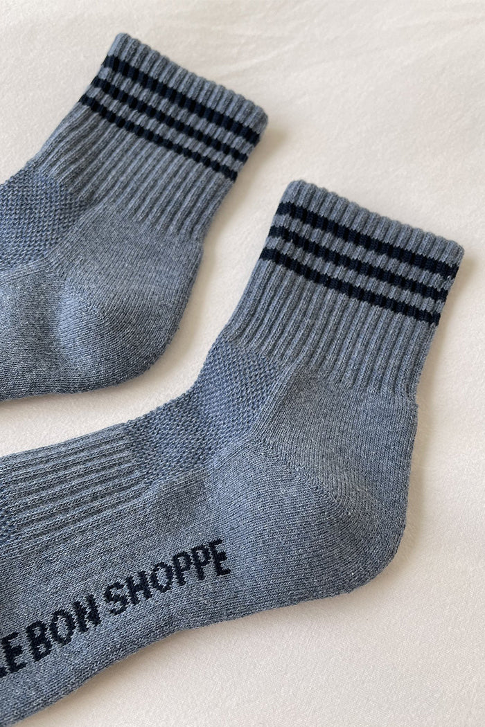 Le Bon Shoppe Girlfriend ribbed socks indigo blue stripe | Pipe and Row