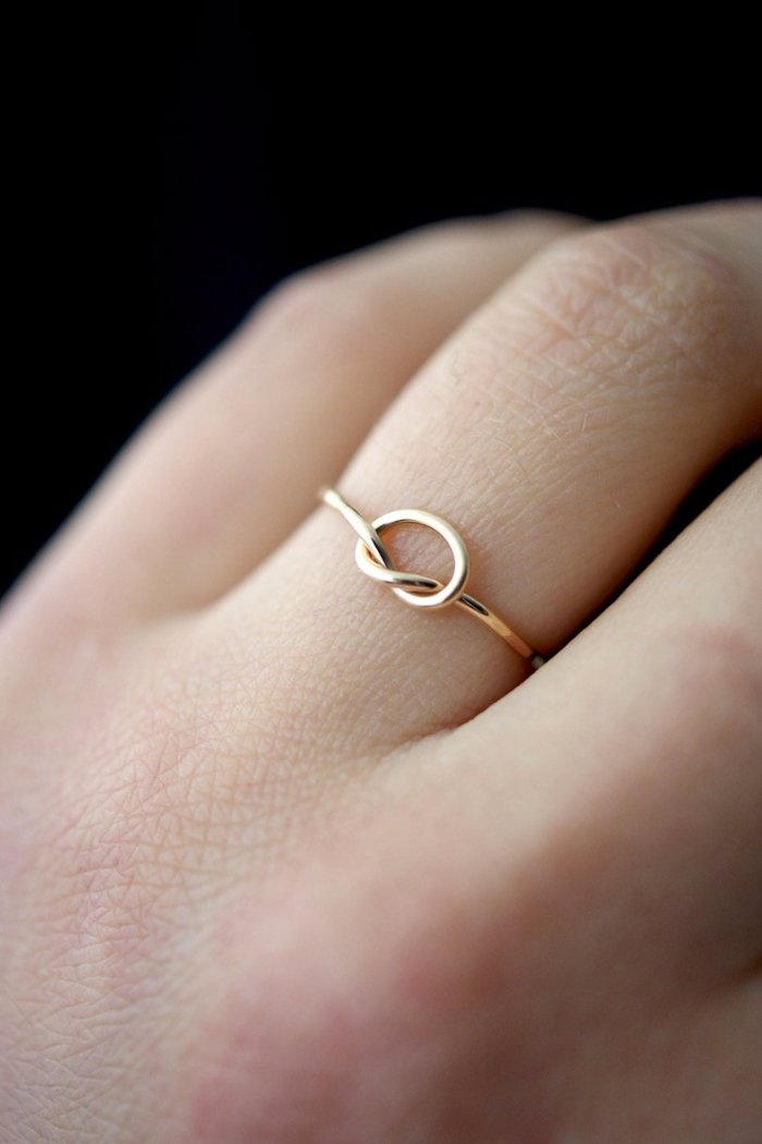 OPEN KNOT RING