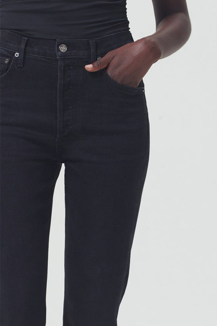 Agolde signature slim straight leg Riley long washed black compilation | Pipe and Row