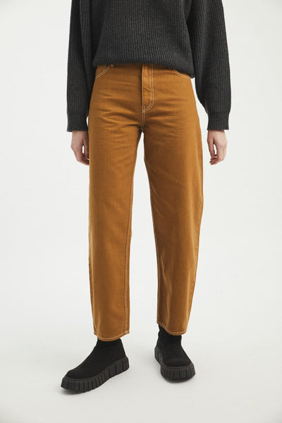 Rita Row Ludwig High Waisted Jeans with Contrast Stitching in Mustard Brown | Pipe and Row Mustard / L(40)