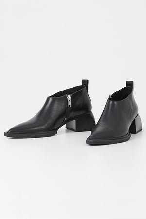 Vagabond Vivian pointed toe boot | Pipe and Row - PIPE AND ROW